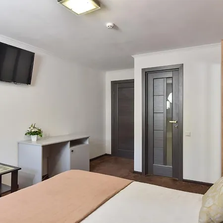 Venus Hotel