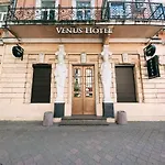 Venus 3* أوديسا