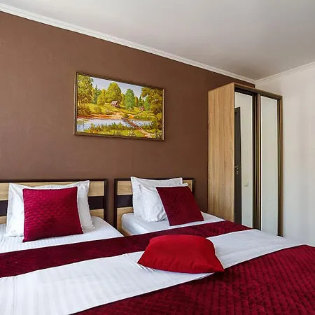 Venus Hotel 3*
